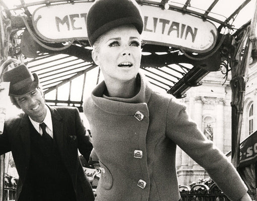 F.C. Gundlach – ALL EYES ON PARIS