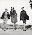 Gitta, Wilhelmina und Ingeborg auf dem Place de la Concorde