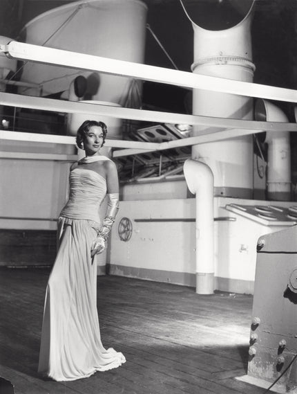 Karin Stilke in einem Abendkleid von Topp & Franck