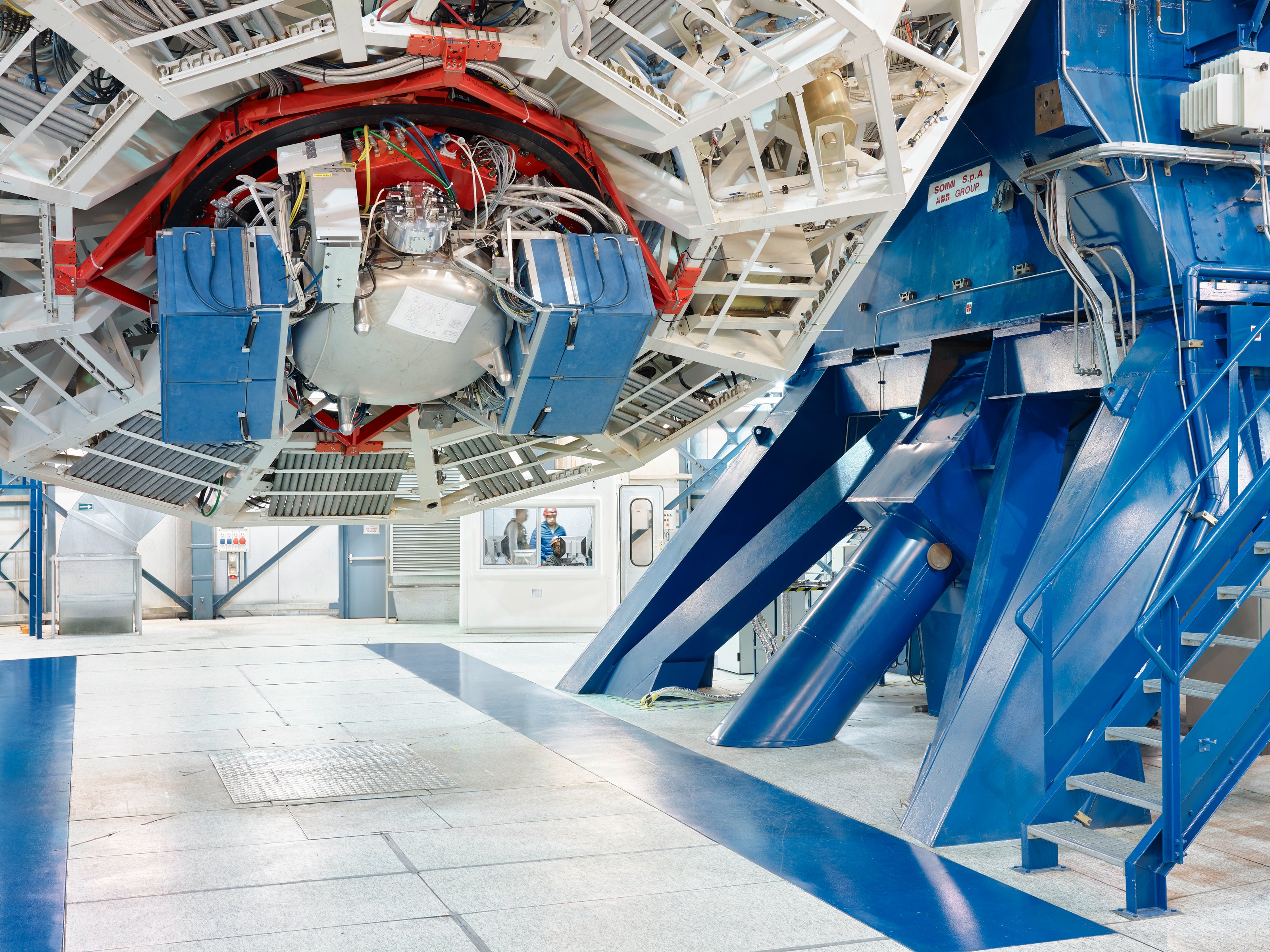 Very Large Telescope (VLT)
