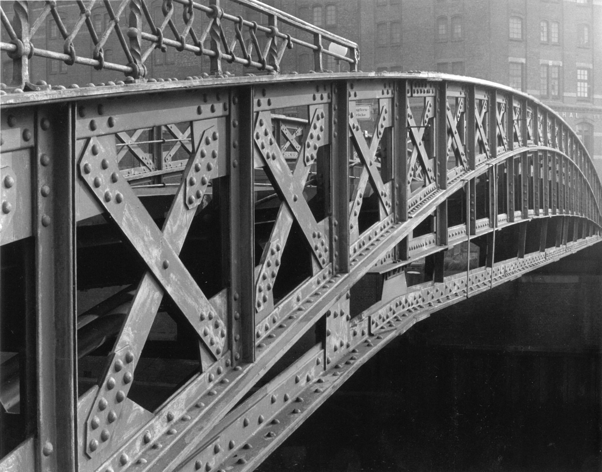 Jungfernbrücke