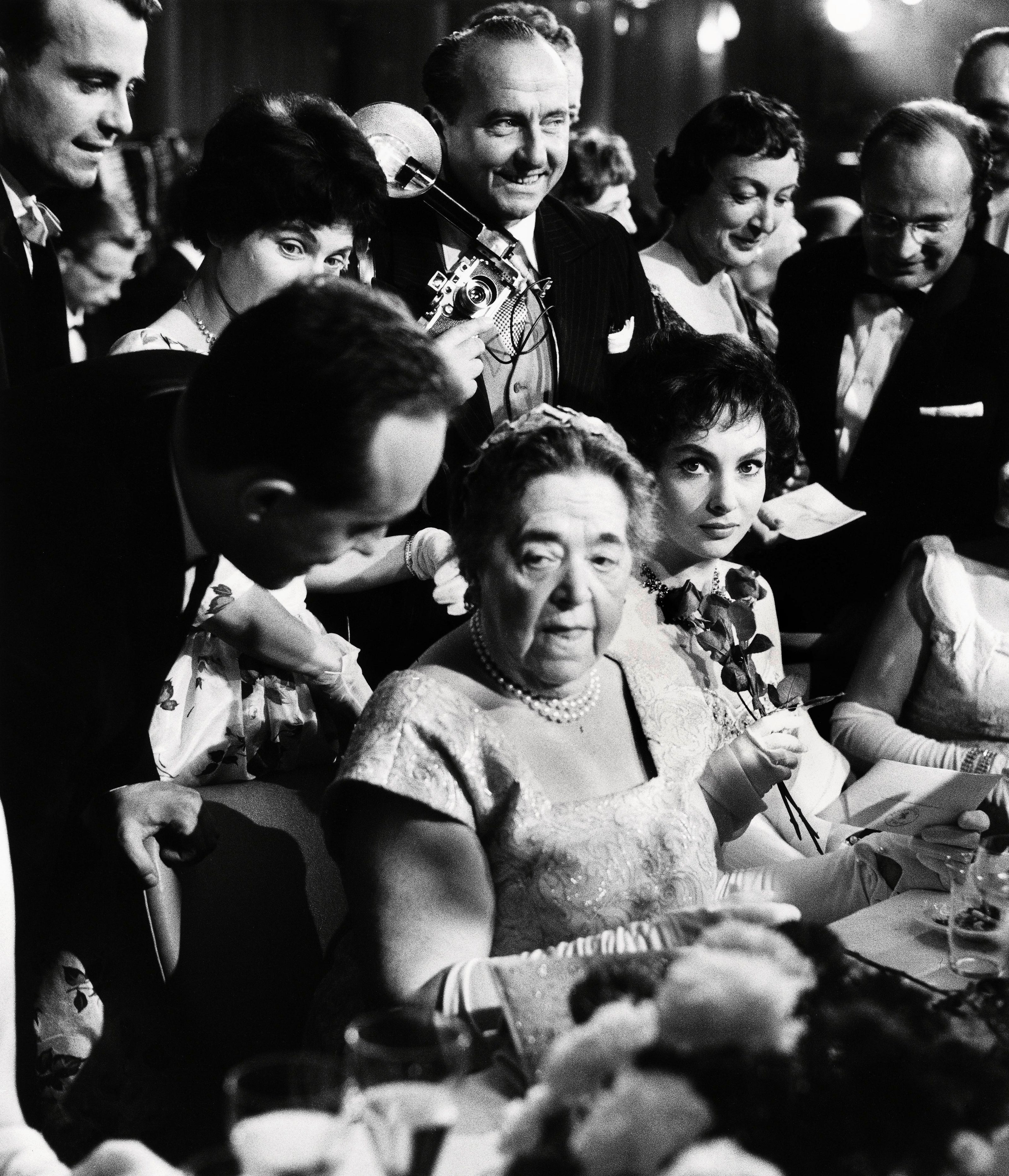 Elsa Maxwell und Gina Lollobrigida auf dem Filmball zur X. Berlinale