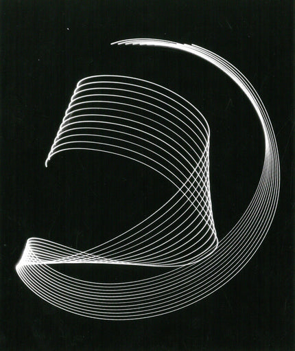 Light pendulum oscillation