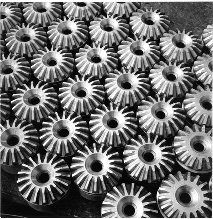 Rear axle bevel gears for the differential