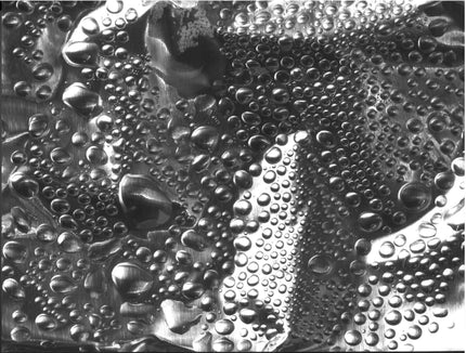 Drops on metallic surface