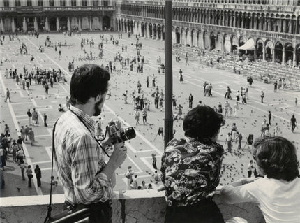 Blick von der Galerie des Markus Doms auf den Platz