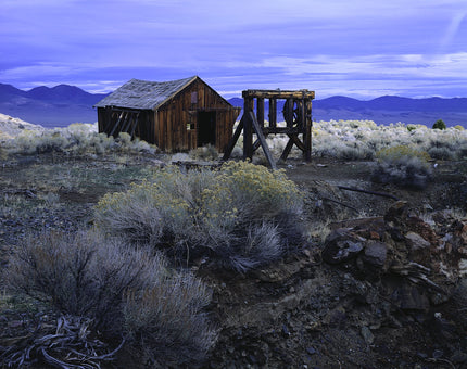 Zerstörtes Holzhaus in Berlin, Nevada